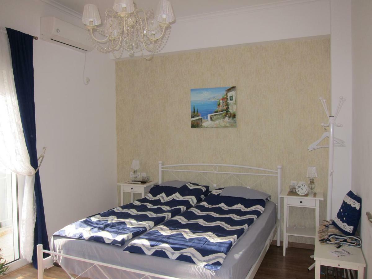 Apartment "Happiness" Near Metro And Center Афины Экстерьер фото